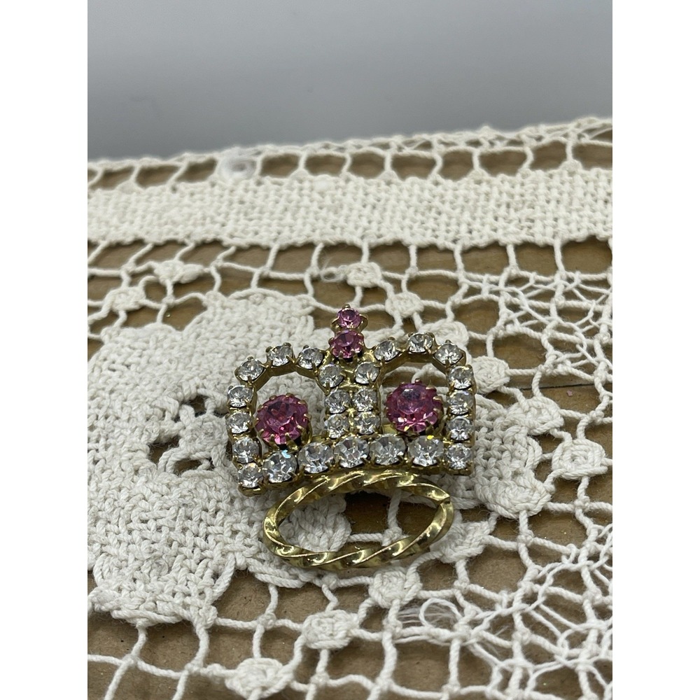 Nice VTG 60's Clear Pink Rhinestone Gold Tone Crown Brooch Pin HOLLYWOOD REGENCY